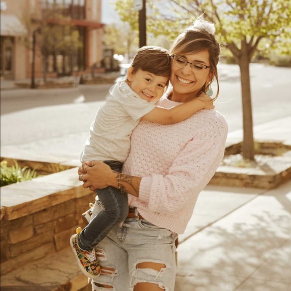 Meet your Posher, Aubree anne - Picture 3 of 6